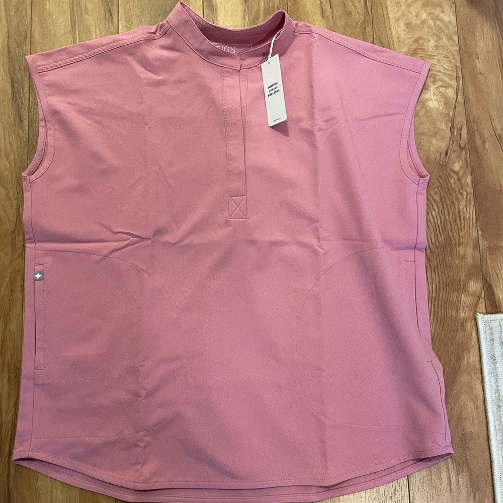 Rafaela Scrub Top™